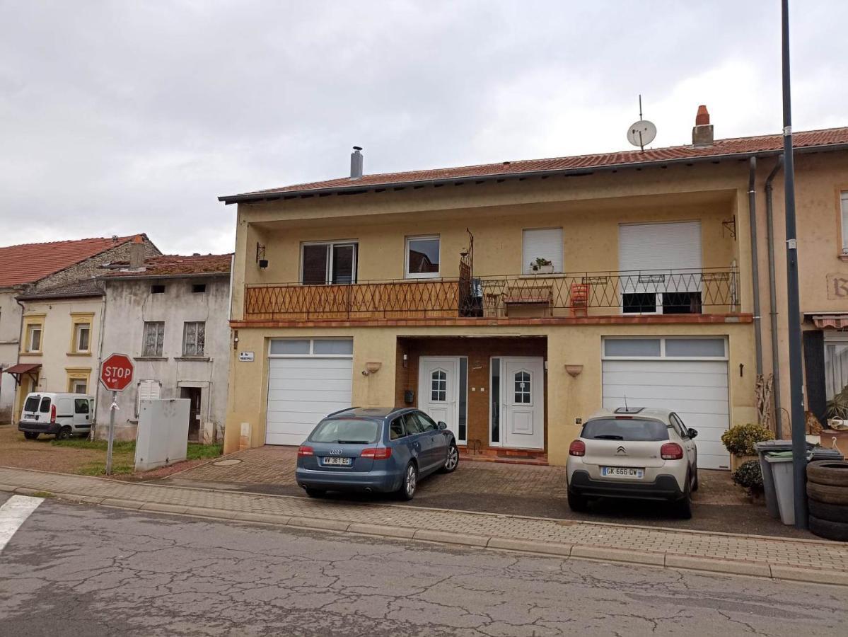 Appartement Gauche Avec Balcon Hargarten-aux-Mines المظهر الخارجي الصورة